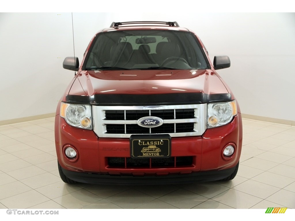 2012 Escape XLT 4WD - Toreador Red Metallic / Charcoal Black photo #2