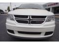 2017 White Noise Tri-Coat Dodge Journey SE  photo #2