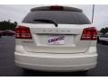 2017 White Noise Tri-Coat Dodge Journey SE  photo #6