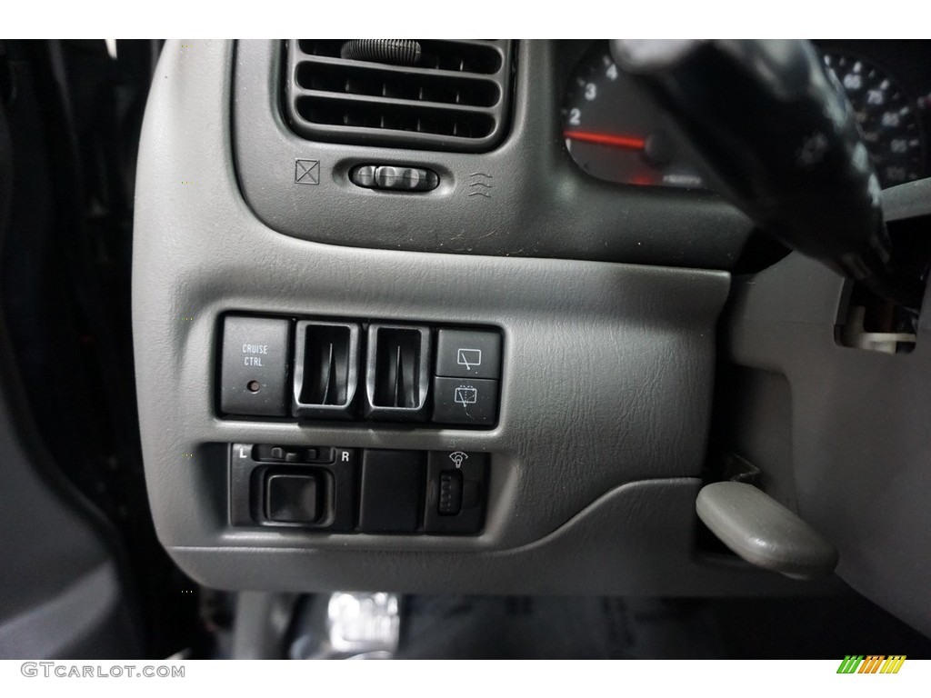 2001 Chevrolet Tracker ZR2 Hardtop 4WD Controls Photo #116242811