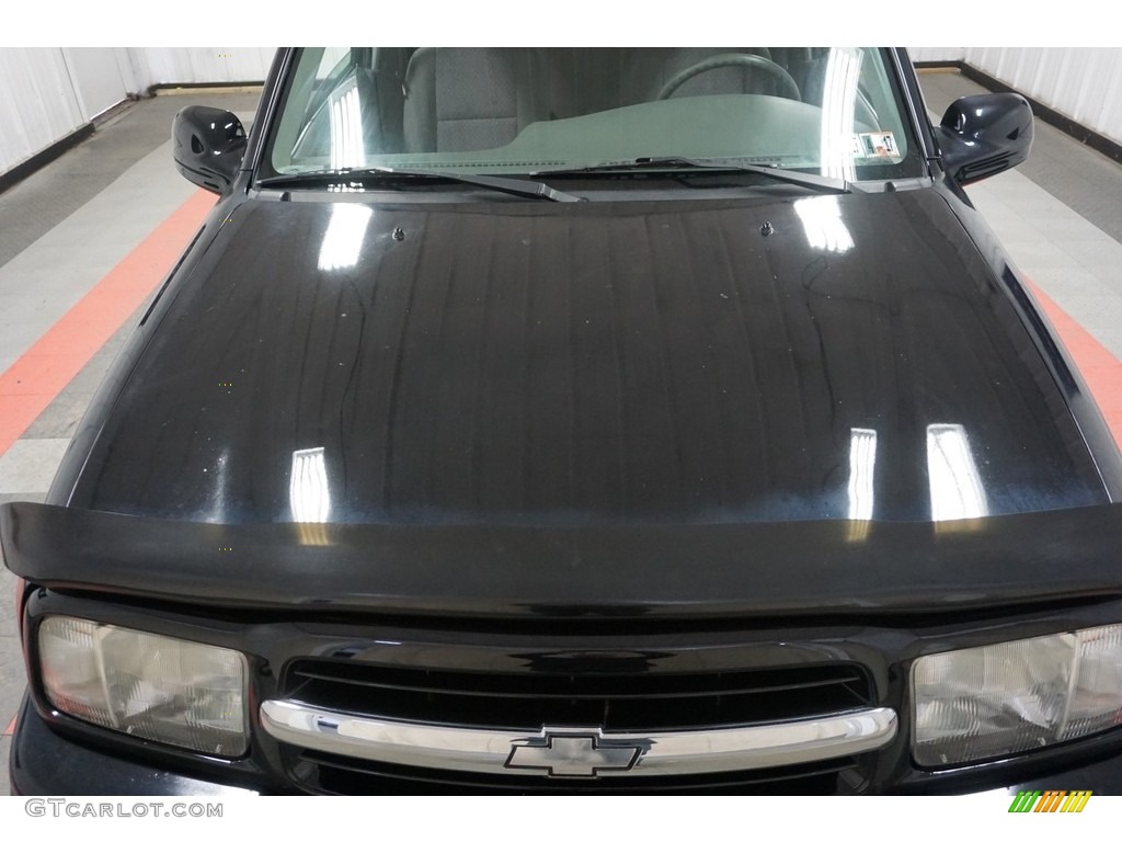 2001 Tracker ZR2 Hardtop 4WD - Black / Medium Gray photo #33