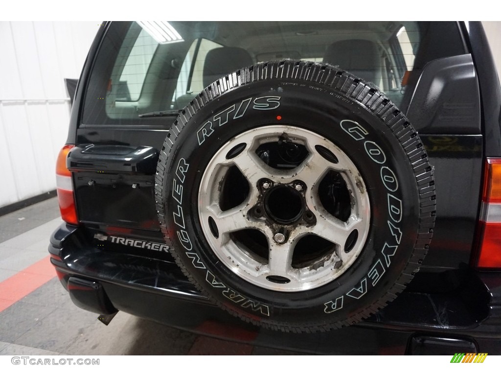 2001 Tracker ZR2 Hardtop 4WD - Black / Medium Gray photo #43