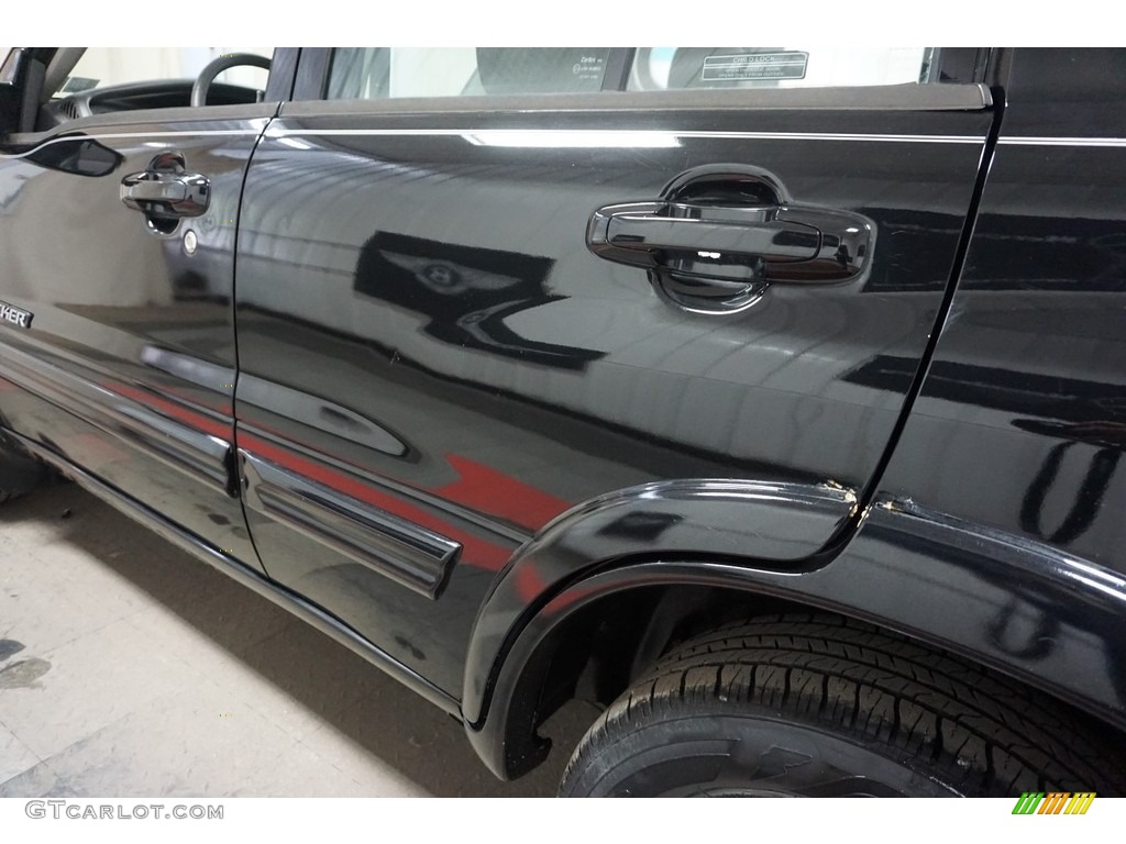 2001 Tracker ZR2 Hardtop 4WD - Black / Medium Gray photo #47
