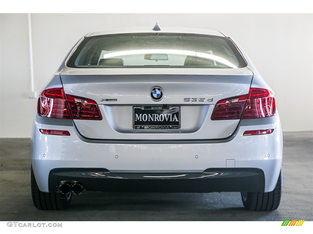 2016 5 Series 535d xDrive Sedan - Glacier Silver Metallic / Black photo #4
