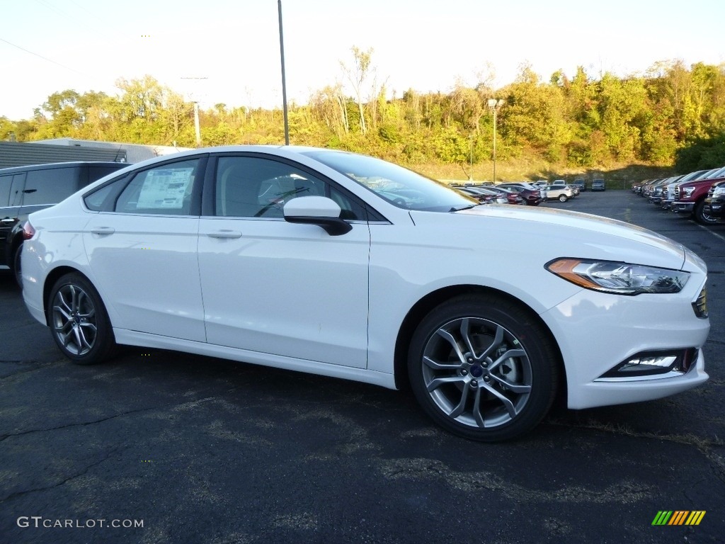 2017 Fusion SE - Oxford White / Ebony photo #1
