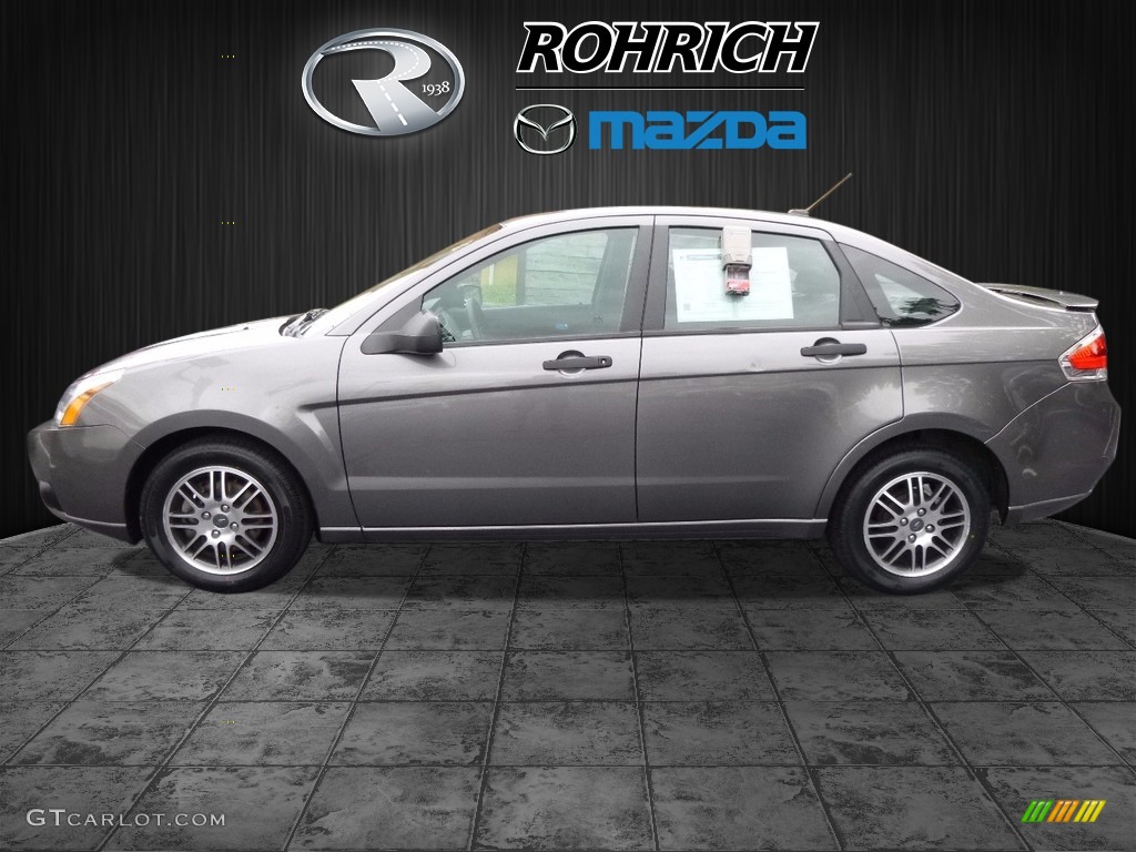 2011 Focus SE Sedan - Sterling Gray Metallic / Charcoal Black photo #4