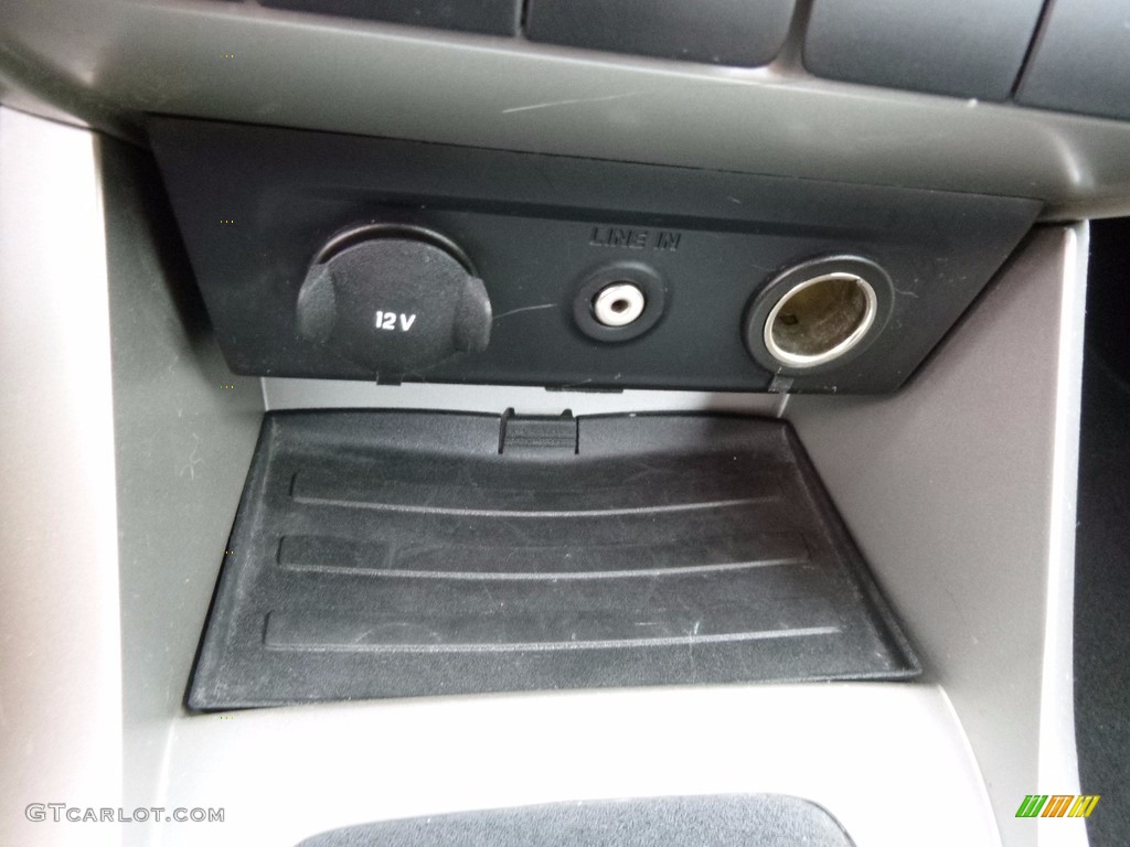 2011 Focus SE Sedan - Sterling Gray Metallic / Charcoal Black photo #20