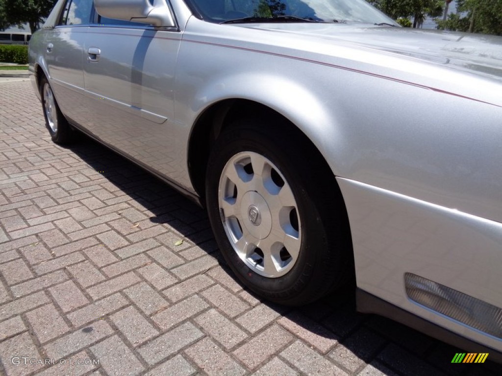 2002 DeVille Sedan - Sterling Metallic / Dark Gray photo #26