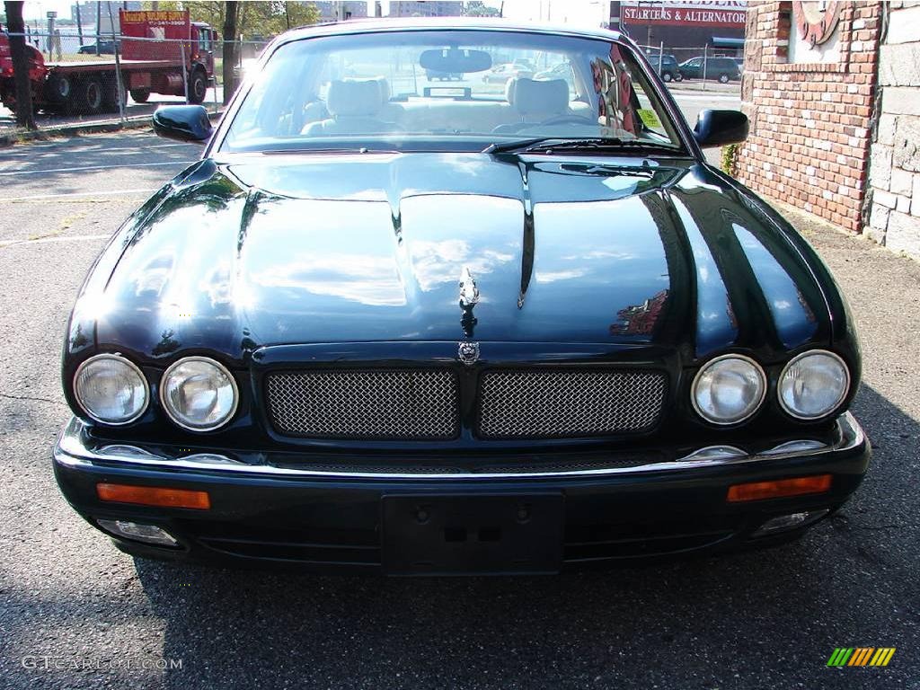 1996 XJ XJR - British Racing Green / Ivory photo #6