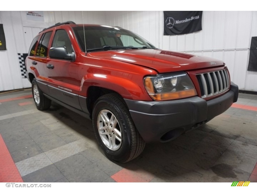 2004 Grand Cherokee Laredo 4x4 - Inferno Red Pearl / Dark Slate Gray photo #5