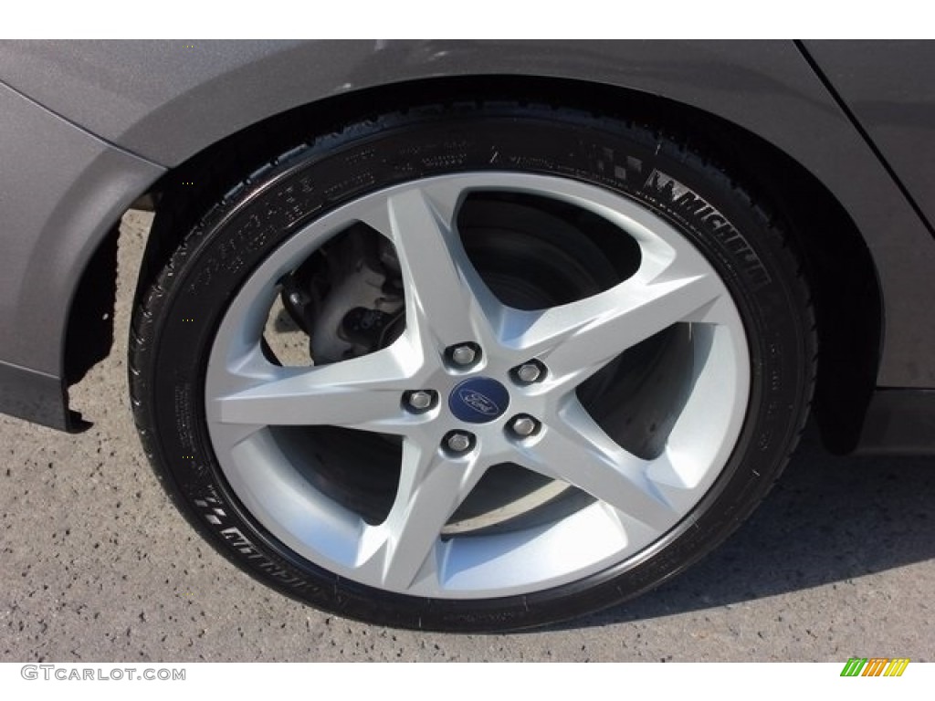 2014 Focus Titanium Hatchback - Sterling Gray / Charcoal Black photo #12