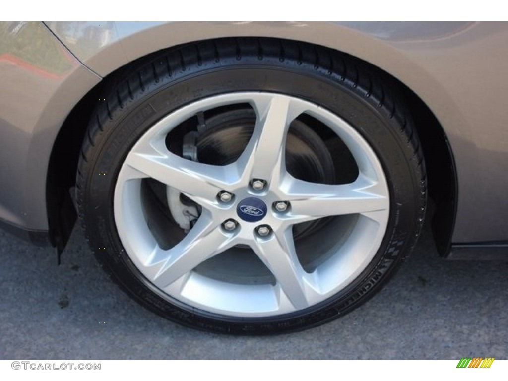 2014 Focus Titanium Hatchback - Sterling Gray / Charcoal Black photo #14