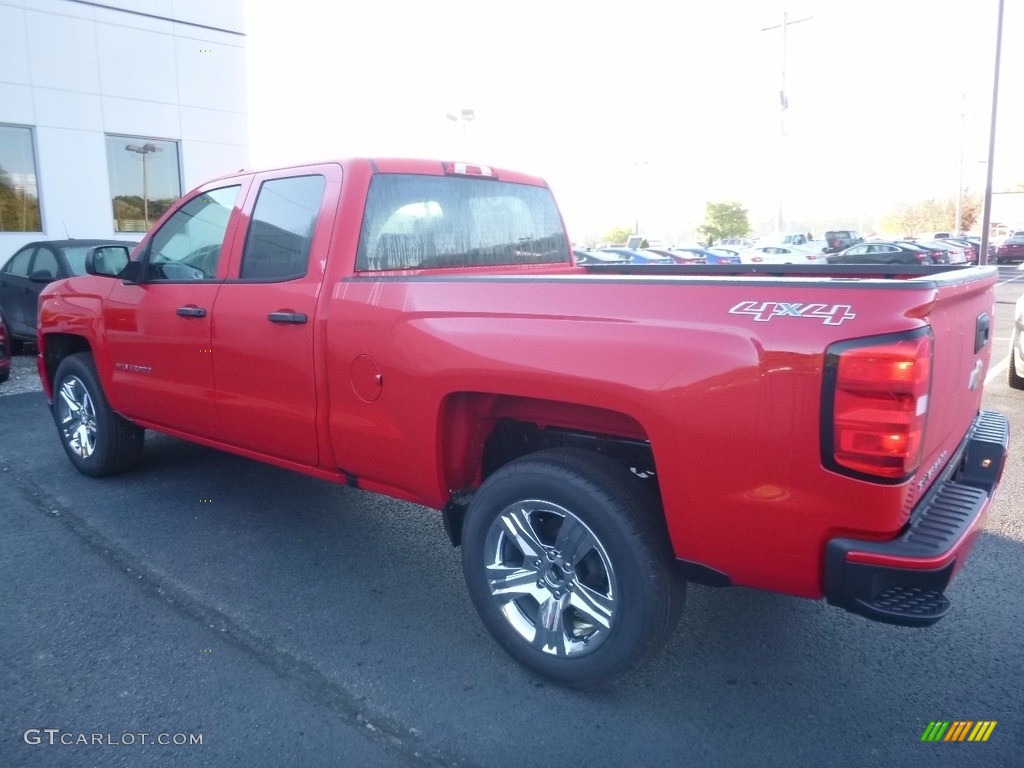 2017 Silverado 1500 Custom Double Cab 4x4 - Red Hot / Dark Ash/Jet Black photo #8