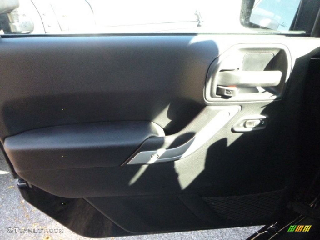 2017 Wrangler Rubicon 4x4 - Black / Black photo #16