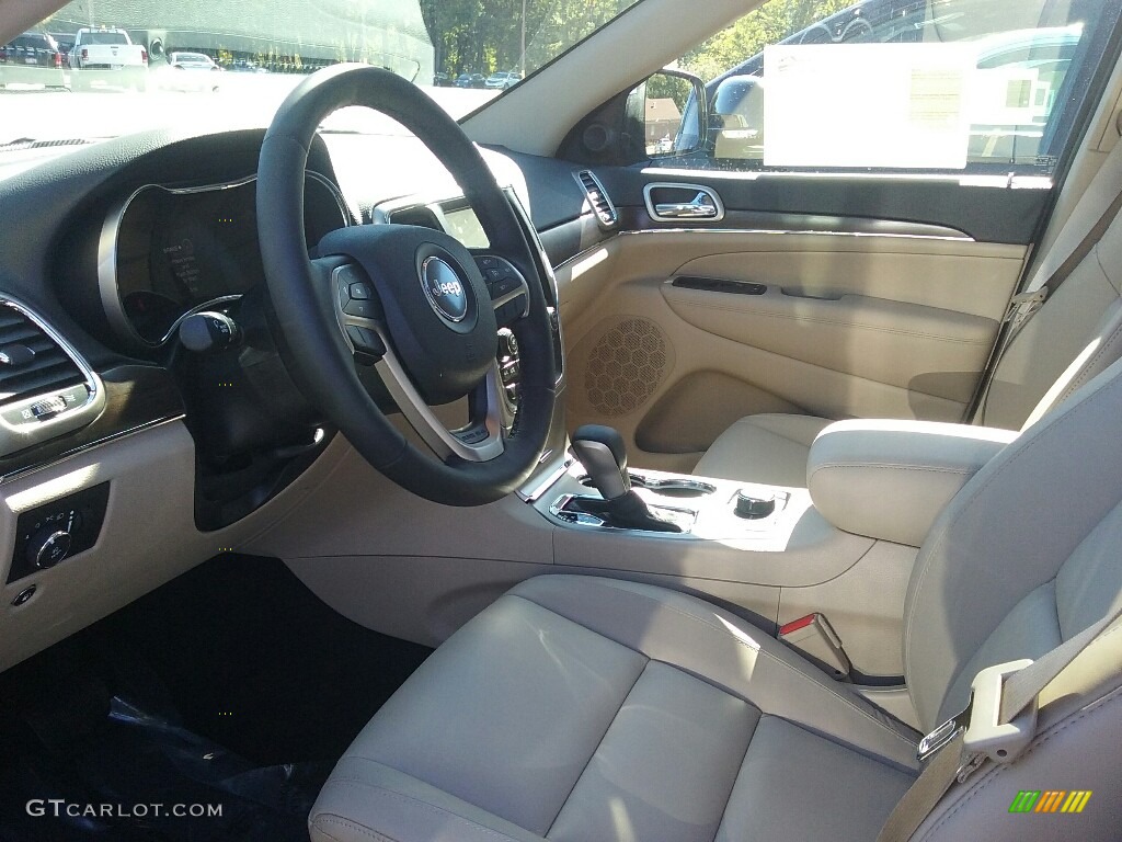 2017 Grand Cherokee Limited 4x4 - Diamond Black Crystal Pearl / Black/Light Frost Beige photo #4