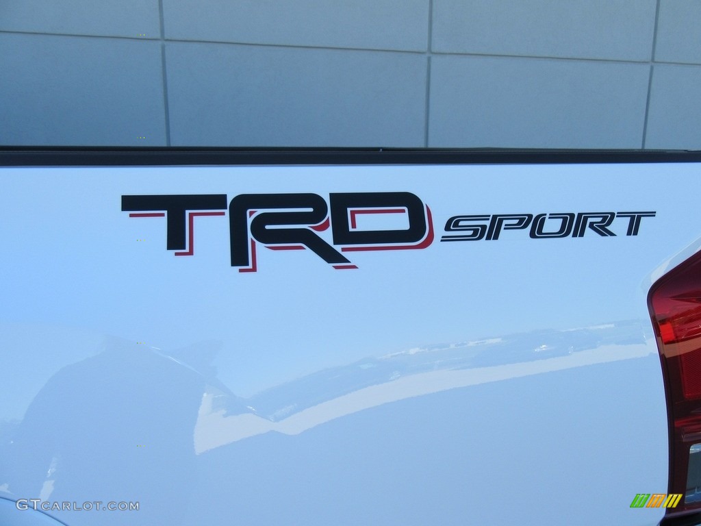2017 Toyota Tacoma TRD Sport Double Cab Marks and Logos Photo #116275317