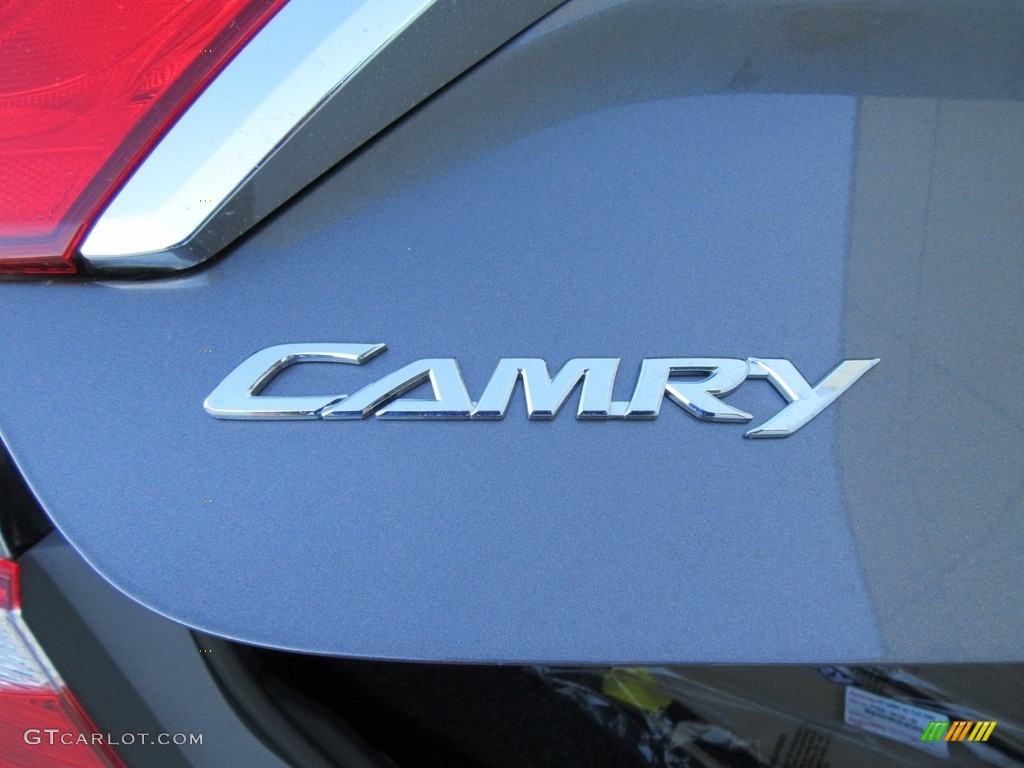 2017 Camry Hybrid LE - Celestial Silver Metallic / Almond photo #15