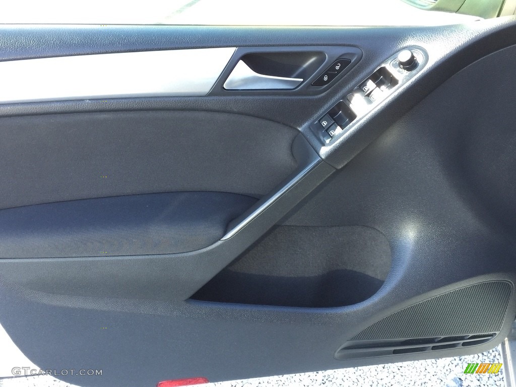2013 Golf 4 Door - Reflex Silver Metallic / Titan Black photo #7