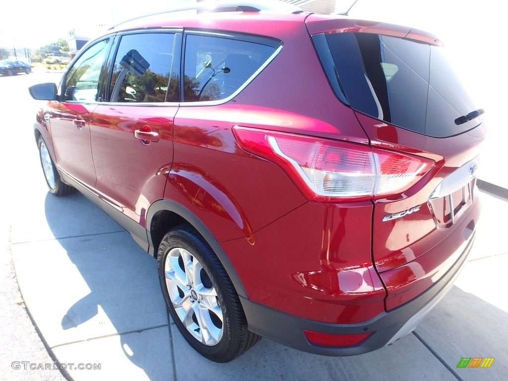 2014 Escape Titanium 1.6L EcoBoost 4WD - Ruby Red / Charcoal Black photo #3