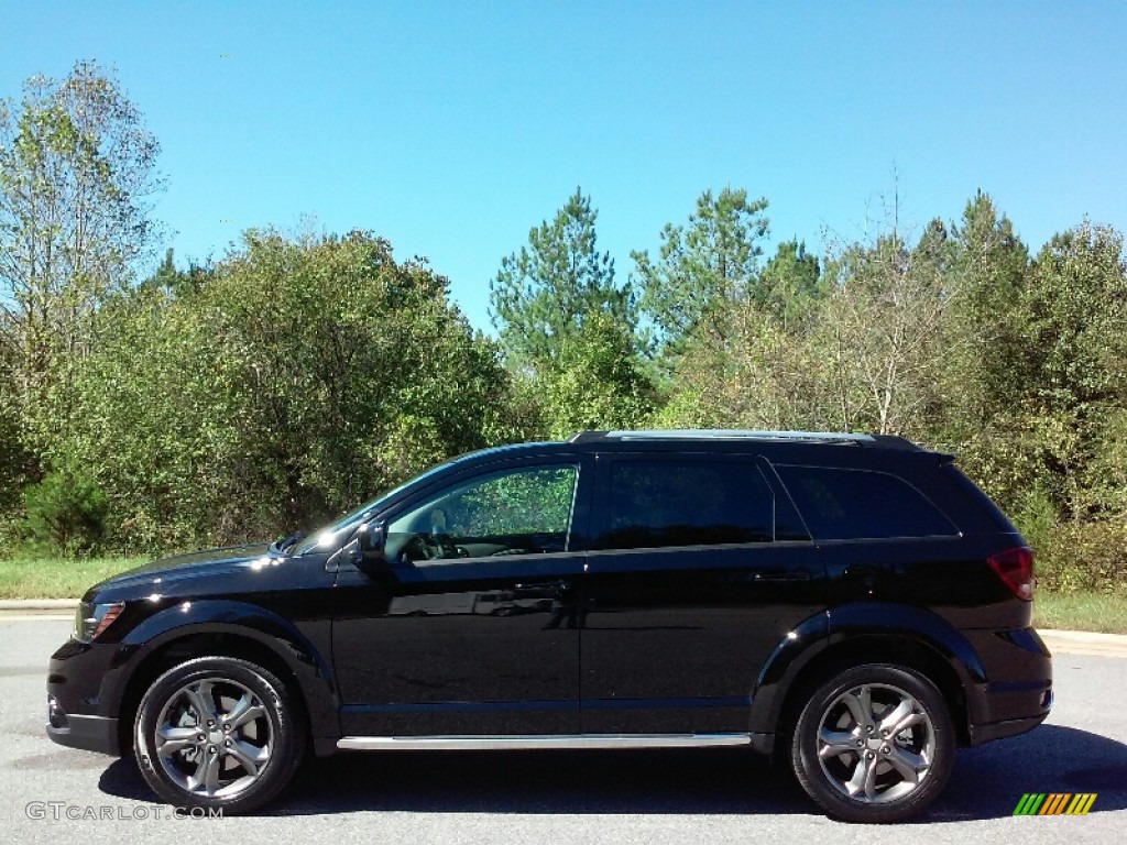 Pitch Black 2017 Dodge Journey Crossroad Exterior Photo #116281278