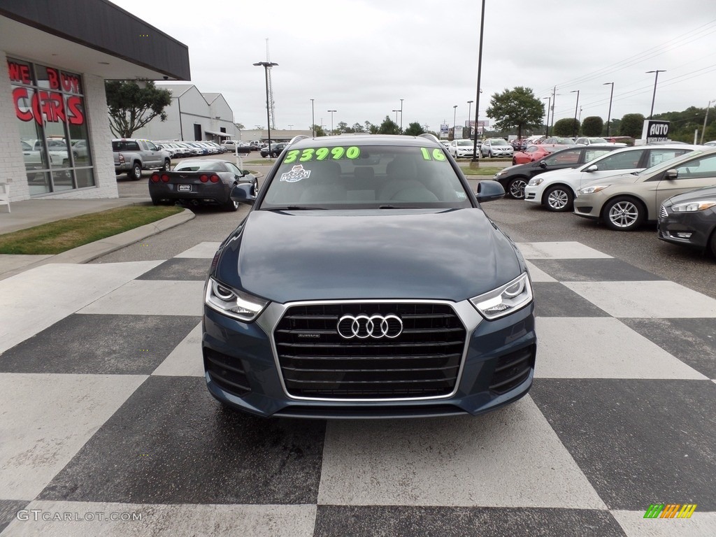 2016 Q3 2.0 TSFI Premium Plus quattro - Utopia Blue Metallic / Rock Gray photo #2