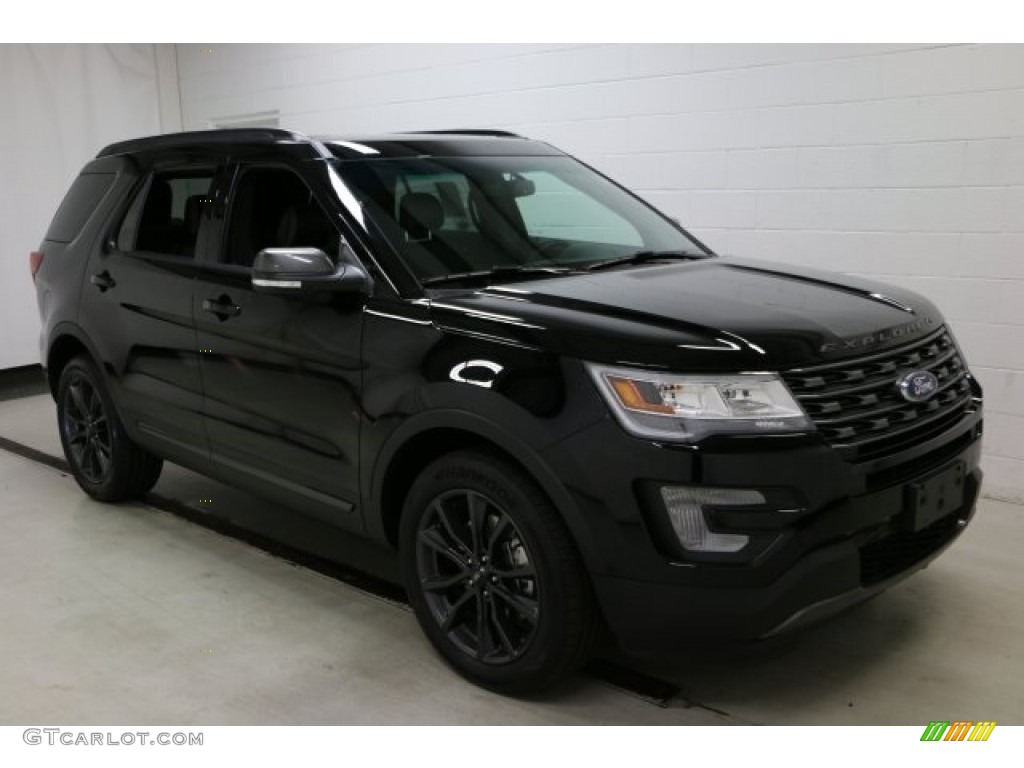 2017 Explorer XLT 4WD - Shadow Black / Ebony Black photo #8