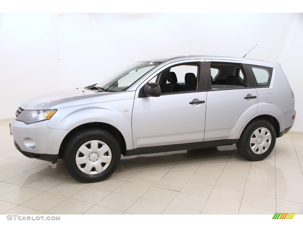 2007 Outlander ES - Cool Silver Metallic / Black photo #3