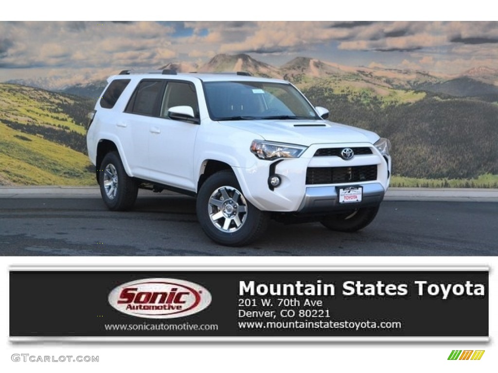 2016 4Runner Trail 4x4 - Super White / Black photo #1