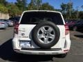 Super White - RAV4 I4 4WD Photo No. 5