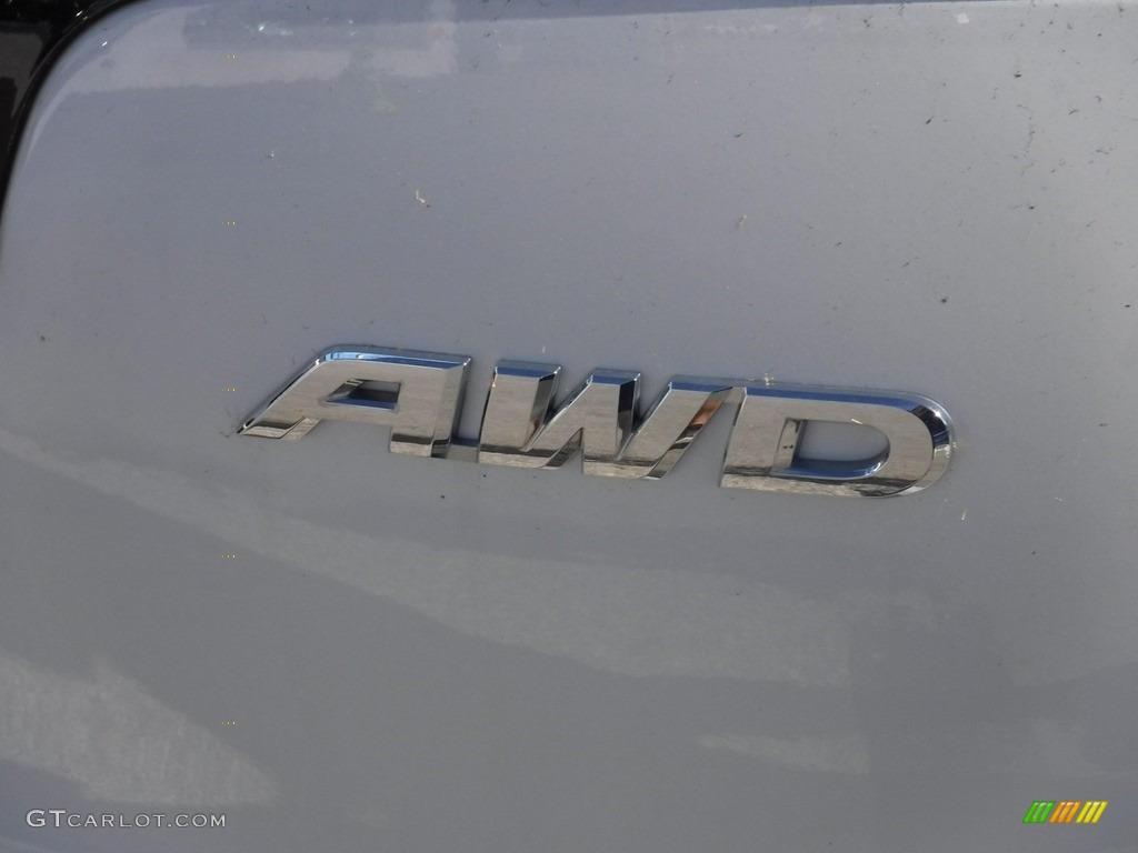 2013 CR-V LX AWD - White Diamond Pearl / Gray photo #7
