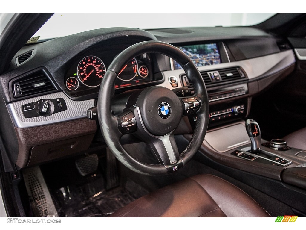 2014 BMW 5 Series 535i Sedan Mocha/Black Dashboard Photo #116294109