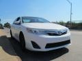 Super White - Camry Hybrid LE Photo No. 4