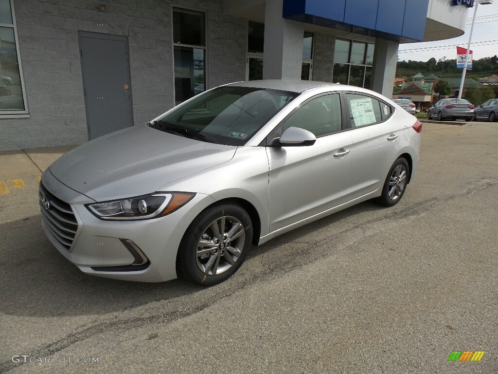 2017 Elantra SE - Silver / Gray photo #5