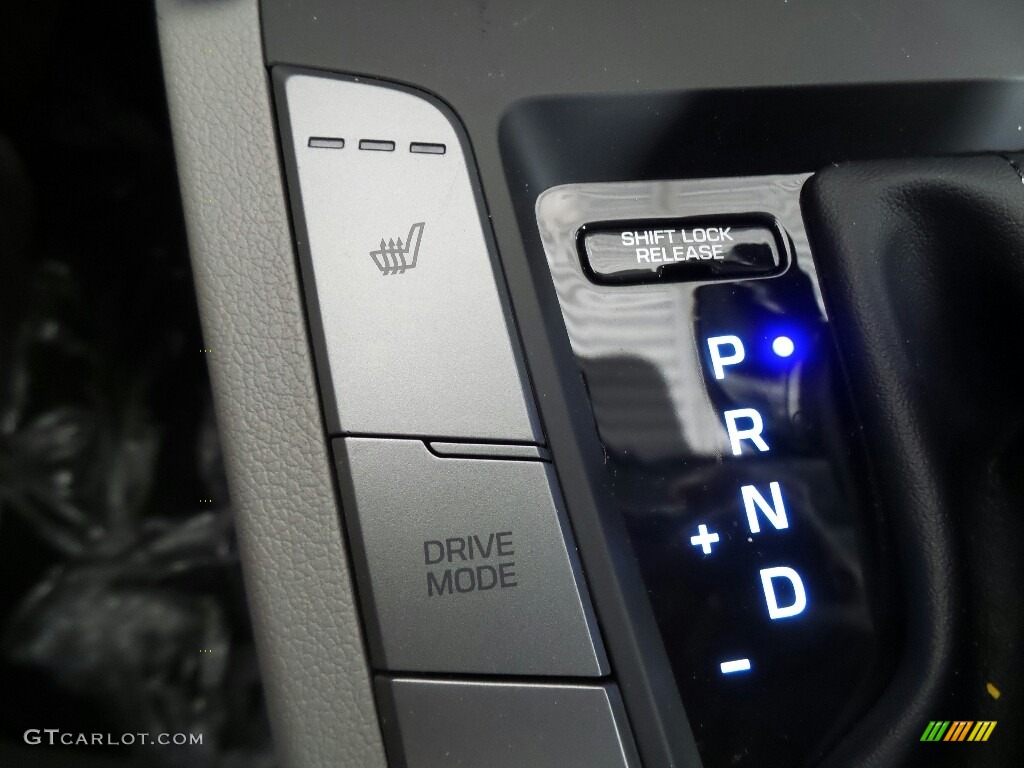 2017 Elantra SE - Silver / Gray photo #23