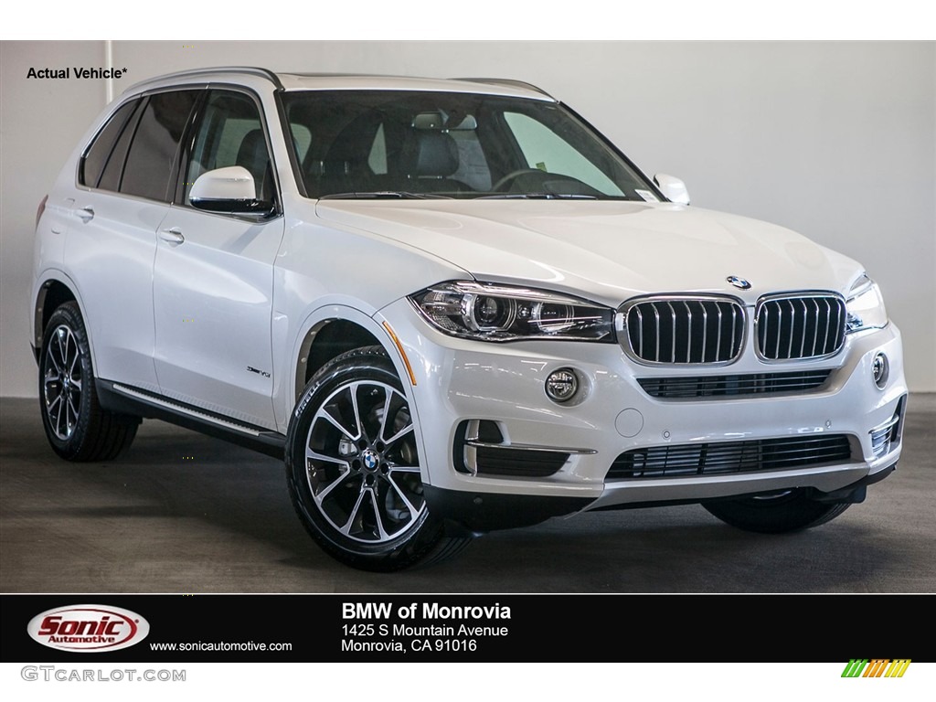 Alpine White BMW X5