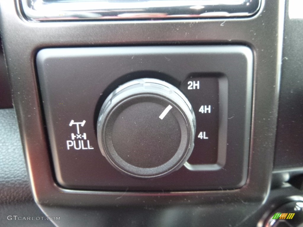 2016 F150 XLT SuperCab 4x4 - Shadow Black / Black photo #17