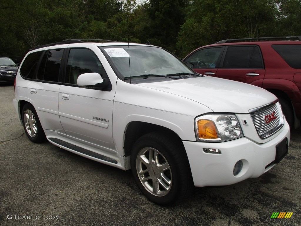 2007 Envoy Denali 4x4 - Summit White / Light Gray photo #3