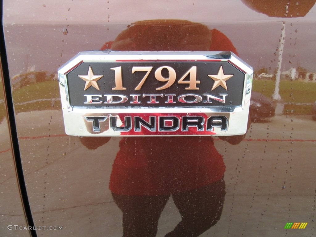 2017 Tundra 1794 CrewMax 4x4 - Sunset Bronze Mica / 1794 Edition Black/Brown photo #13