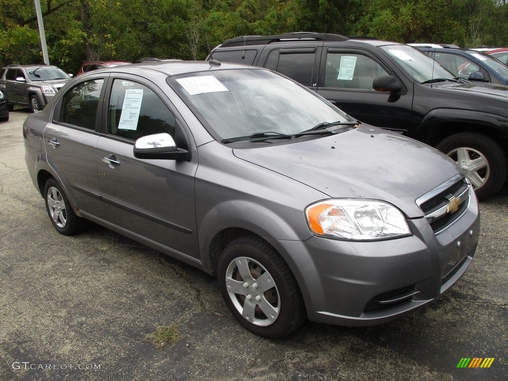 2011 Aveo LT Sedan - Medium Gray / Charcoal photo #2