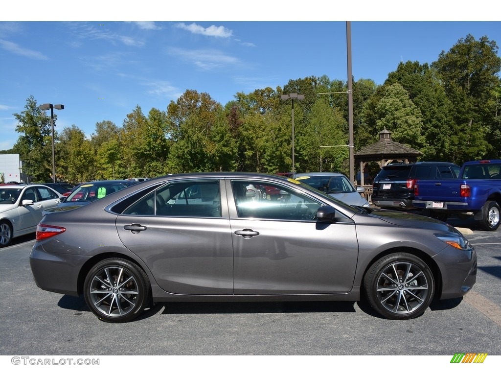 2015 Camry XSE - Predawn Gray Mica / Black photo #2