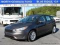 2016 Magnetic Ford Focus SE Hatch  photo #1