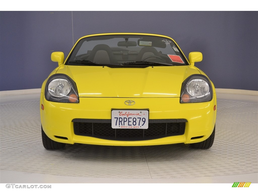 2002 MR2 Spyder Roadster - Solar Yellow / Black photo #2