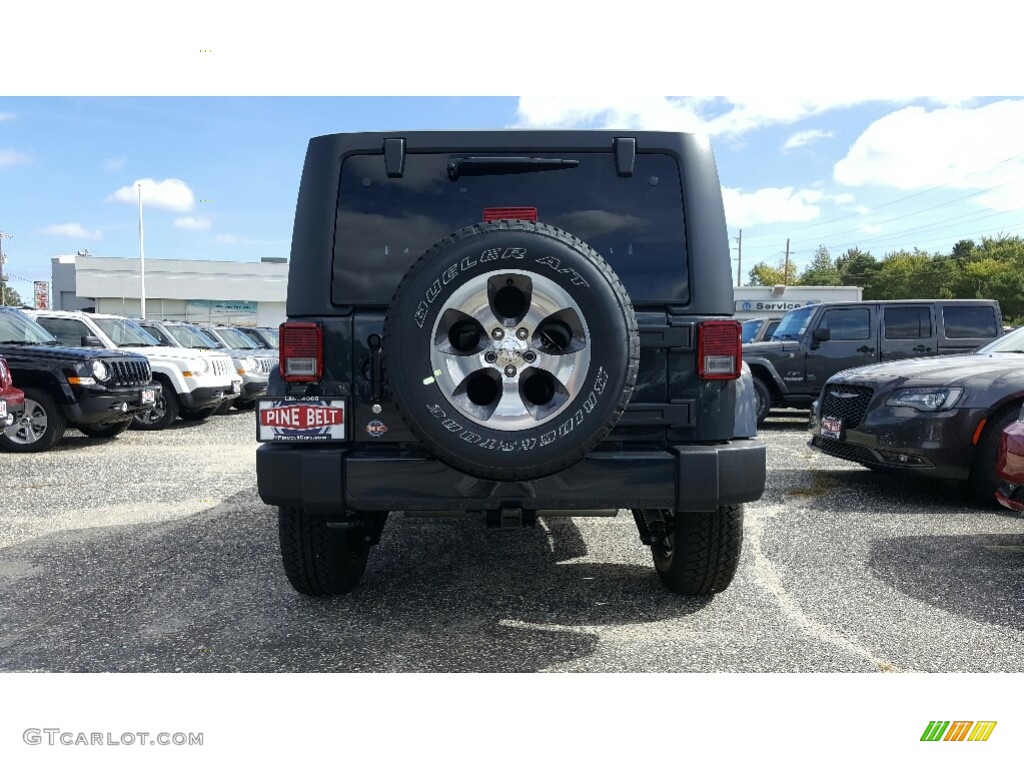 2017 Wrangler Sahara 4x4 - Rhino / Black photo #5
