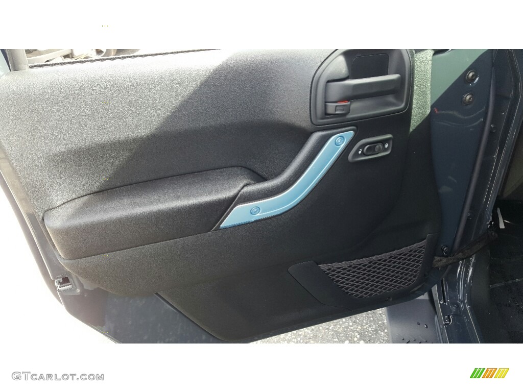 2017 Wrangler Sahara 4x4 - Rhino / Black photo #6