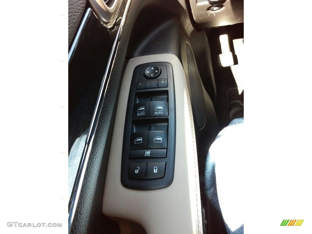 2017 Grand Cherokee Limited 4x4 - Diamond Black Crystal Pearl / Black/Light Frost Beige photo #13