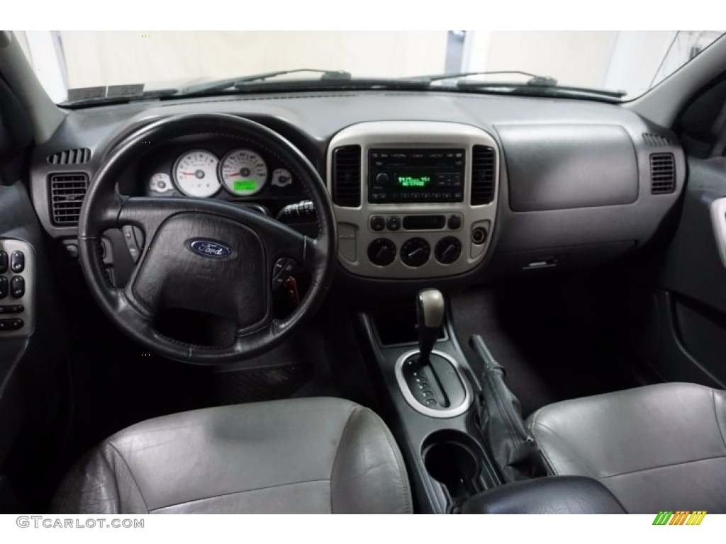 2005 Escape XLT V6 4WD - Norsea Blue Metallic / Medium/Dark Flint Grey photo #24