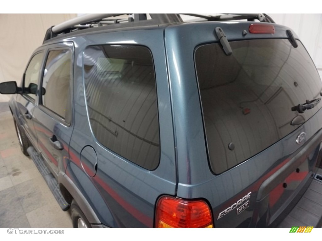 2005 Escape XLT V6 4WD - Norsea Blue Metallic / Medium/Dark Flint Grey photo #54