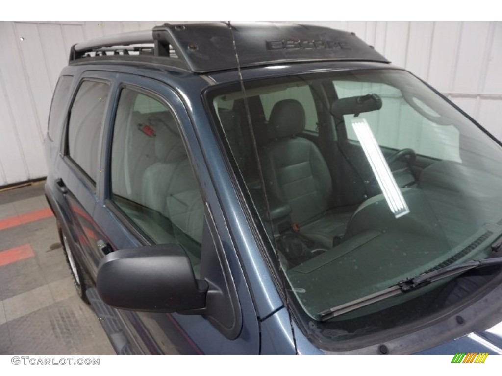 2005 Escape XLT V6 4WD - Norsea Blue Metallic / Medium/Dark Flint Grey photo #58