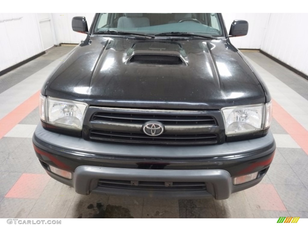 1999 4Runner SR5 4x4 - Black / Gray photo #41