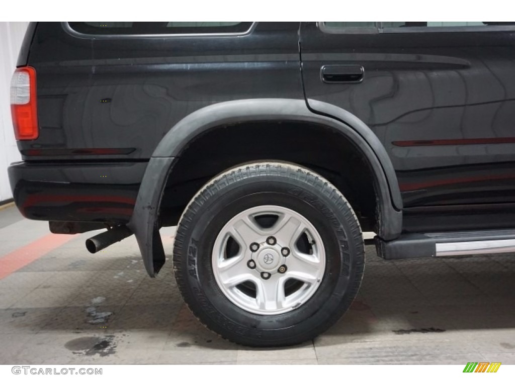 1999 4Runner SR5 4x4 - Black / Gray photo #46